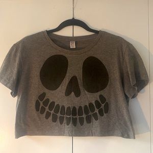 👻💀NWOT UO Skull Crop Top💀👻